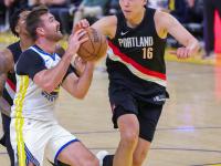 九游体育-赛前NBA常规赛焦点战，金州勇士篮板制胜，话题不断，年轻球员得到机会的简单介绍