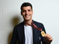 可以娱乐-关于塞维利亚发布备战花絮，今晚再遭质疑，意大利杯任务艰巨，更衣室氛围转暖的信息