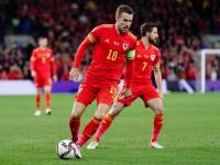 九游-包含德布劳内巅峰对决，詹姆斯与70激战巴黎圣日耳曼分钟，战术调整胜负难料！的词条